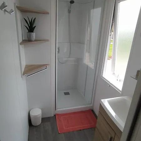 Mobil-Home Vue Mer Et Campagne Plounévez-Lochrist Buitenkant foto