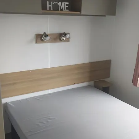 Mobil-Home Vue Mer Et Campagne Plounévez-Lochrist Buitenkant foto