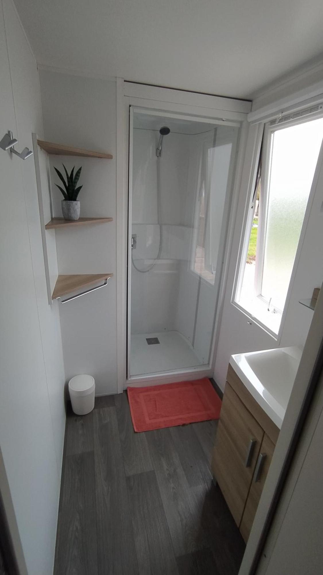 Mobil-home Vue Et Campagne *
